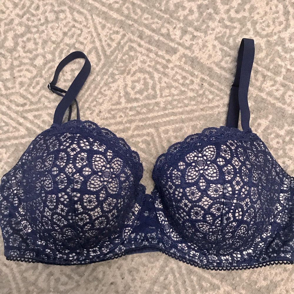 Victoria’s Secret Dream Angel Lace Lined Demi 32DD